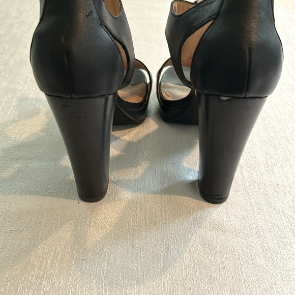 Moda Spana Women’s Chunky Heeled Shoes w/ Golden Zipper Size 7.5 Like brand new - Picture 11 of 14